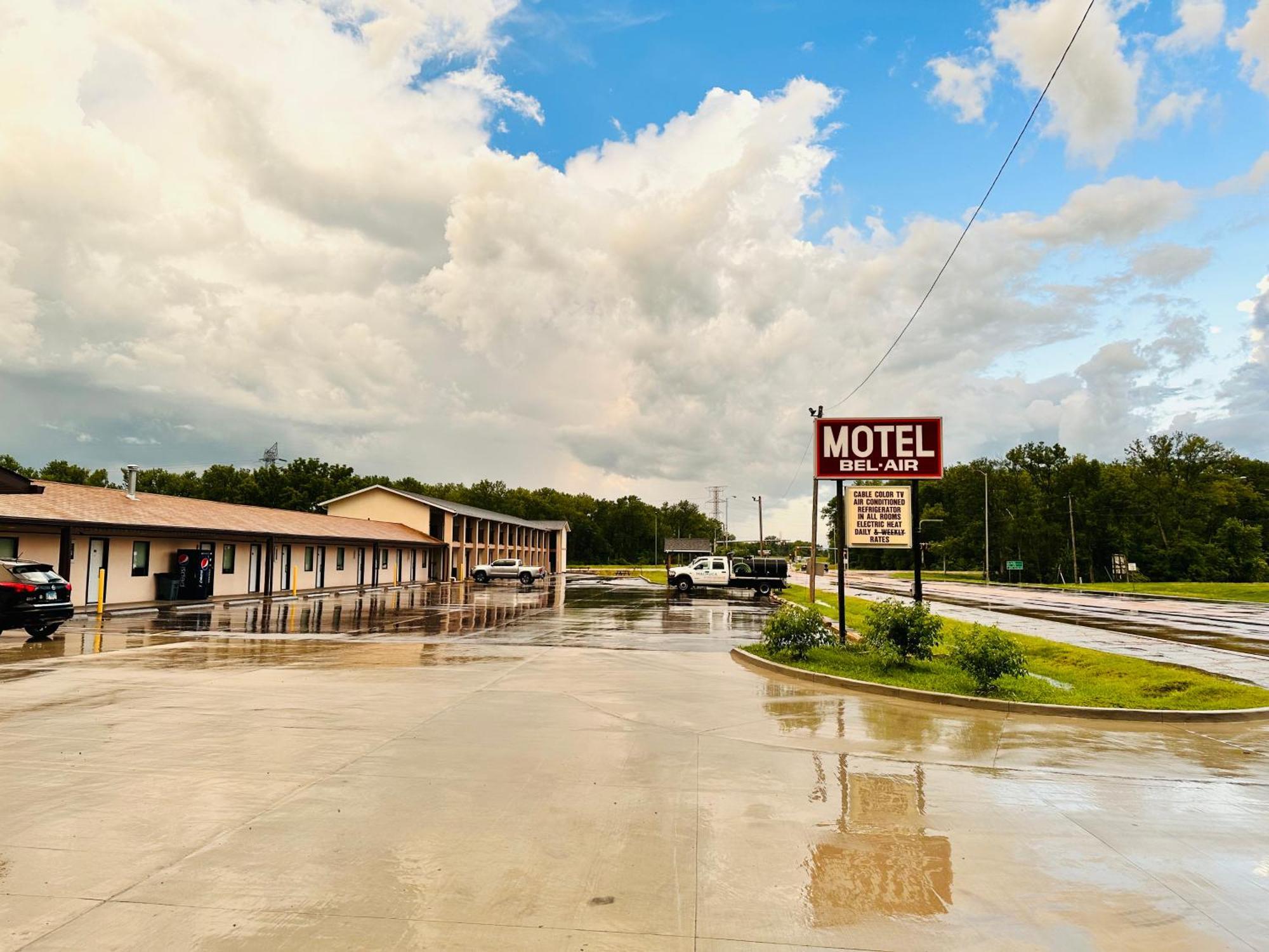 Bel Air Motel Wood River Eksteriør bilde